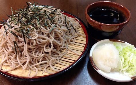  Zarusoba – Umami-Laden Noodles Dancing in a Refreshingly Chilled Broth!